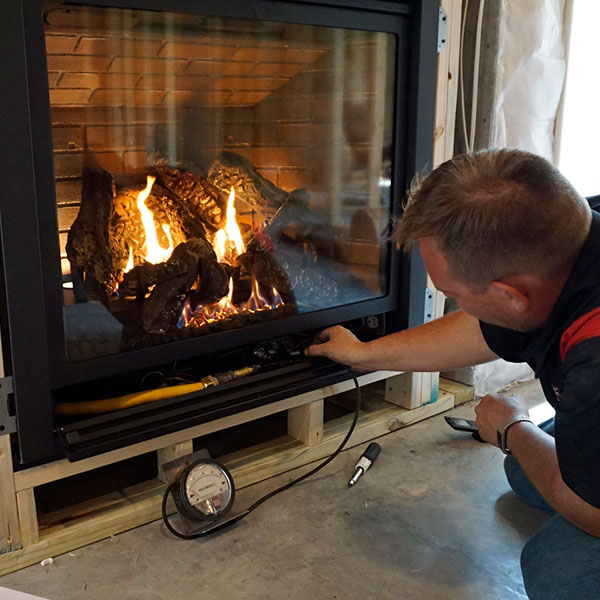 gas fireplace installations in Riverside CA